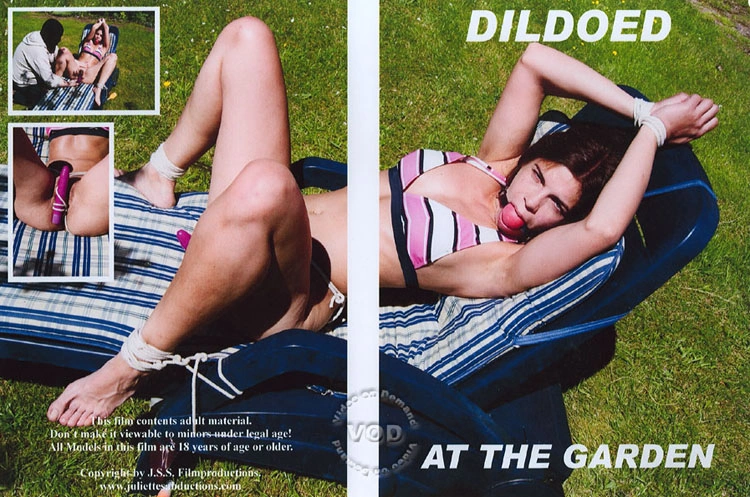 Dildoed At The Garden [720x540|2022]